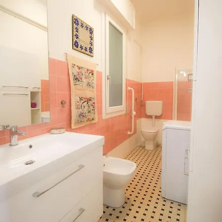 Moderno Sampierdarena/centro *